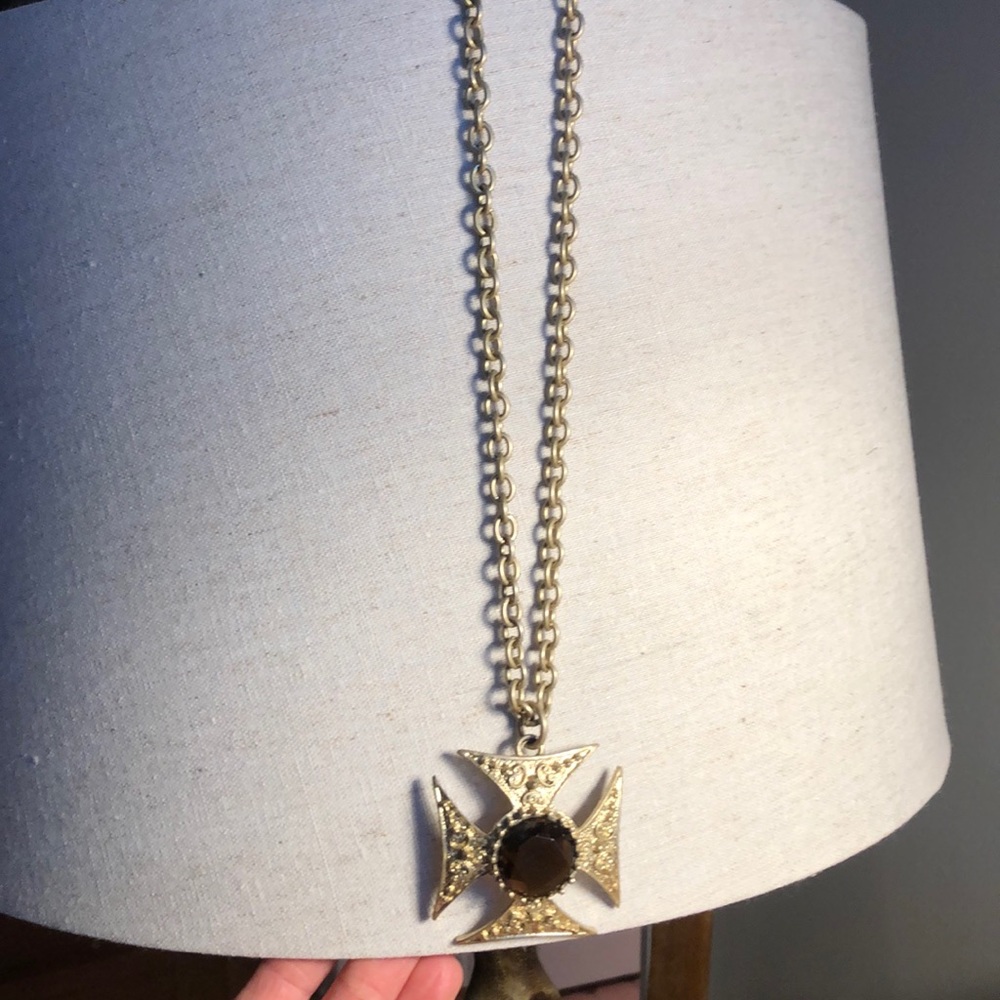 Brown and gold medallion necklace